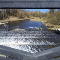 Плотина в пролёте моста :: Мария Васильева