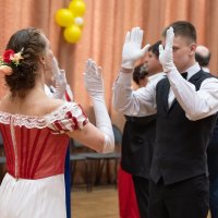 Семейный Пасхальный Бал. :: Виктор Евстратов