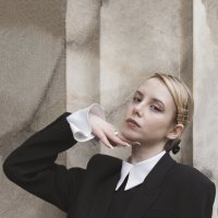 Мужчина! Угостите барышню папироской? :: Леонид 