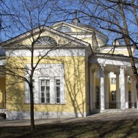 Главный дом усадьбы Дурасова в Люблино (Москва) :: Олег 