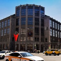 Глобус завращался,завершена реставрация фасадов Центрального телеграфа :: Татьяна Помогалова Глобус завращался,завершена реставрация фасадов Центрального телеграфа :: Татьяна Помогалова
