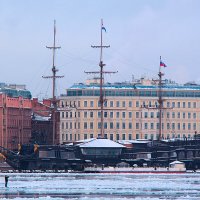 Летучий Голландец. Санкт-Петербург :: Сергей Сомихин