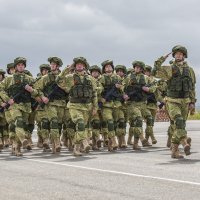 Парад Победы на Авиабазе Хмеймим в 2016-ом году. :: Евгений Кель Парад Победы на Авиабазе Хмеймим в 2016-ом году. :: Евгений Кель