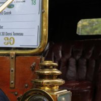 Автошоу "Катящееся железо" :: Олег Чемоданов