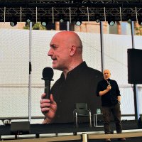 "Я за святую Православную русскую церковь" - Захар Прилепин. :: Татьяна Помогалова