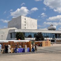 Советская площадь - центр Книжной ярмарки на Платоновском фестивале искусств :: Татьяна Машошина Советская площадь - центр Книжной ярмарки на Платоновском фестивале искусств :: Татьяна Машошина
