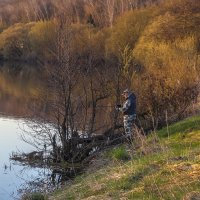 Рыбак на берегу Дона :: Сергей Цветков Рыбак на берегу Дона :: Сергей Цветков
