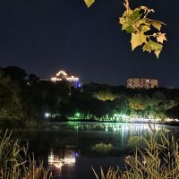 Нижнее озеро Долины Роз в Кишинёве-2 :: Леонид Школьный Нижнее озеро Долины Роз в Кишинёве-2 :: Леонид Школьный