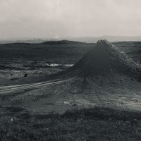 В долине грязевых вулканов. :: Анатолий Щербак