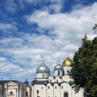 *** :: Андрей Л. В.