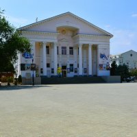 Феодосия. Кинотеатр "Крым". :: Пётр Чернега