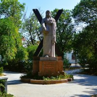 Феодосия. Памятник Святому апостолу Андрею Первозванному. :: Пётр Чернега