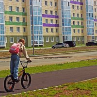 Июнь Трюк на велосипеде! :: Владимир Июнь Трюк на велосипеде! :: Владимир