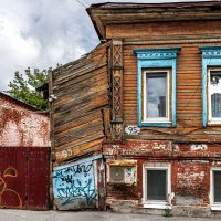 Дом с камерой и кондиционером :: Eugene * Дом с камерой и кондиционером :: Eugene *