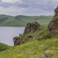Гармония природы: Шунет в объятиях гор :: Владимир Кириченко Гармония природы: Шунет в объятиях гор :: Владимир Кириченко