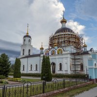 Синий храм. Так его называют в Солотчах. :: Сергей Цветков Синий храм. Так его называют в Солотчах. :: Сергей Цветков