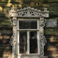 Старый изразец окна :: Денис Бочкарёв