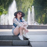 У ФОНТАНА :: ura Зелев