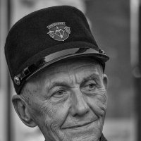Брестский фонарщик. :: Дмитрий Карасев