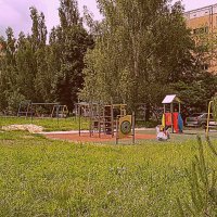 Двор. :: Владимир Драгунский Двор. :: Владимир Драгунский