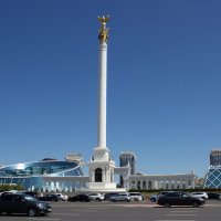 Астана. Монумент независимости :: Светлана SvetNika17