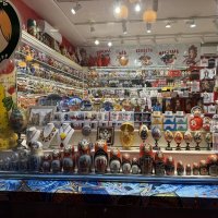В магазине сувениров на Арбате :: Ирэн В магазине сувениров на Арбате :: Ирэн