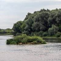 Раболов и островок