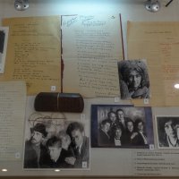 Одна из витрин музея Сергея Есенина :: Татьяна Машошина Одна из витрин музея Сергея Есенина :: Татьяна Машошина