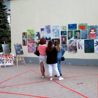 Похоже, кого-то из них уже срисовали...