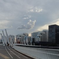 на новый мост... :: Галина R...