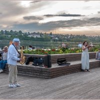 Вечер на набережной ...