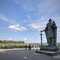 памятник Юрию Долгорукому во Владимире