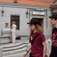 Про стиль и уверенность - всё дело в шляпах.