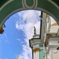 Зимний дворец. Вид через арку. :: Лилия *