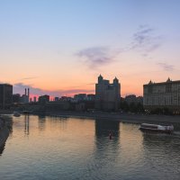 Вид на Москва-реку со стороны Новоарбатского моста