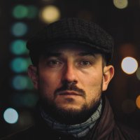 Мужской портрет в огнях ночного города :: Зореслав Волков