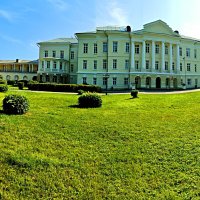 Усадьба "Горенки" в Балашихе. Панорама главного дома. :: Виктор Мухин