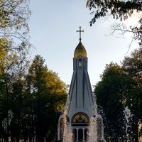 Часовня в честь 900-летия Рязани в Соборном парке :: Galina Solovova Часовня в честь 900-летия Рязани в Соборном парке :: Galina Solovova