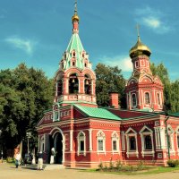 Знаменский храм в Красногорске в День знаний. :: Татьяна Помогалова Знаменский храм в Красногорске в День знаний. :: Татьяна Помогалова