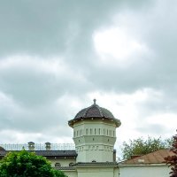 Трапезный корпус с башней :: Любовь Сахарова Трапезный корпус с башней :: Любовь Сахарова