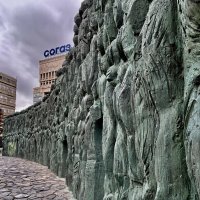 Стена скорби ( жертвам политических репрессий посвящается)