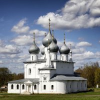 Крестовоздвиженский собор в Тутаеве