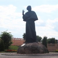Памятник Адаму Мицкевичу в Новогрудке