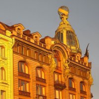 Золотое освещение Дома книги на Невском :: Фотогруппа Весна Золотое освещение Дома книги на Невском :: Фотогруппа Весна