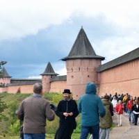 Интересный ......
