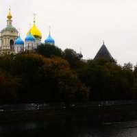Осень в Москве. Преображенский собор.