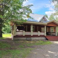 В Мандрогах