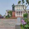 Суворов у театра Советской Армии :: ИРЭН@ .