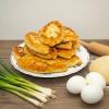 А вы любите пирожки с луком и яйцом? :: Валерий Иванович