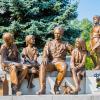 памятник "Аркадию Гайдару и тимуровцам". город Курск :: Руслан Васьков